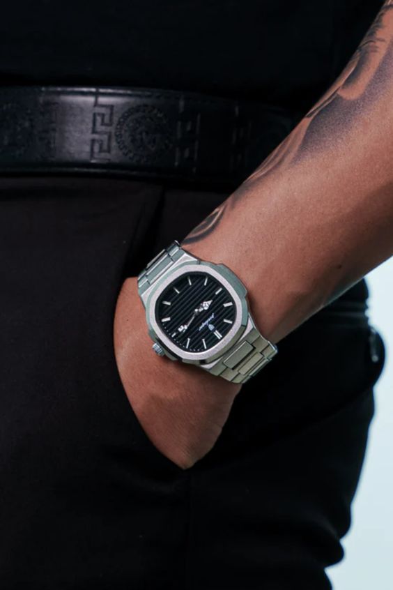 Austere Poedagar Geneva Classic®