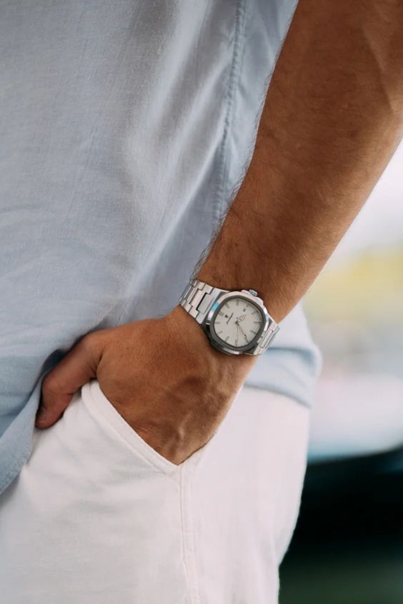 Austere Poedagar Geneva Classic®